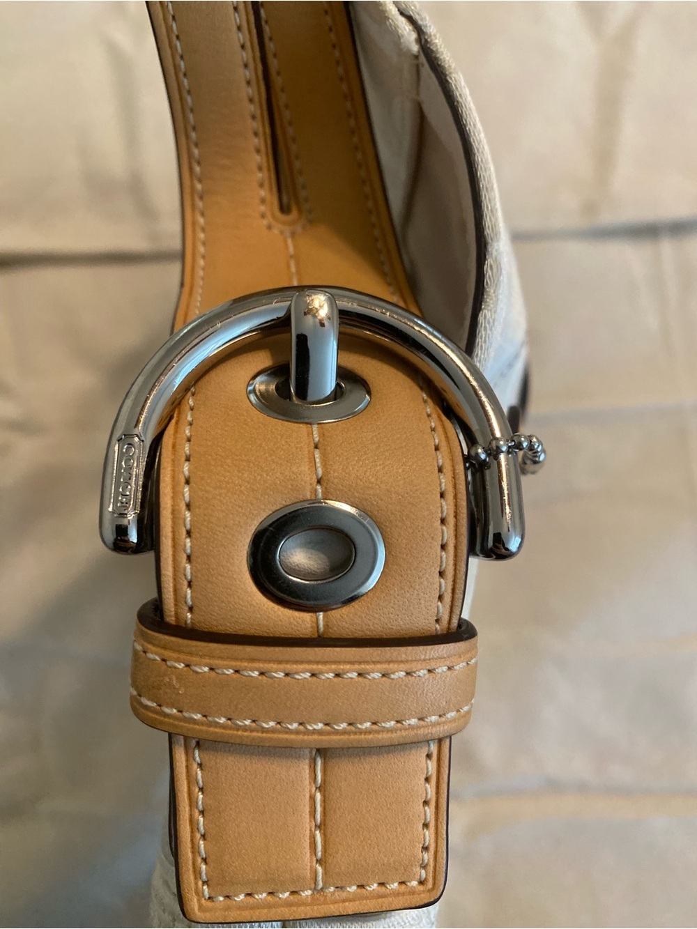 Coach White Signature Canvas Shoulder Bag with Tan Leather Trim and Bee Accent - Picture 10 of 10